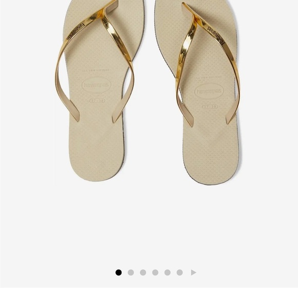 Havaianas Women's Sandals with Gold Straps - Picture 8 of 8